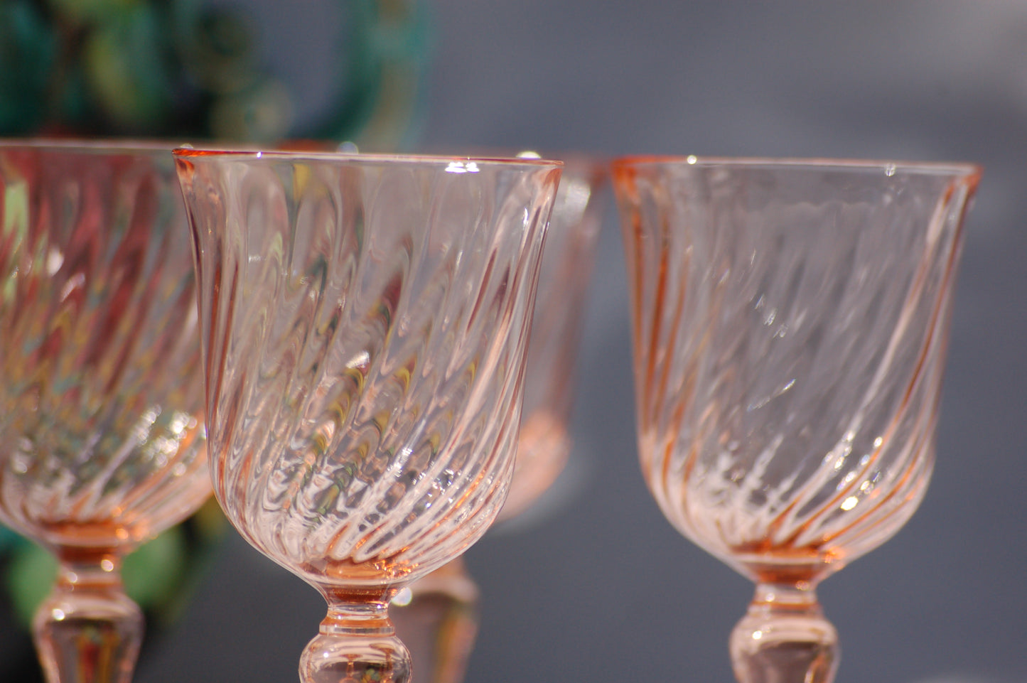 Set of 5 French vintage rosaline swirl wine glasses from the seventies. Set of 5 French vintage rosaline swirl wine glasses from the seventies. Have your rose in seventies mood with these colorfull and elegant glasses in a light rose color. French rosaline swirl wine glasses. Set of 5 glasses from Arcoroc Luminarc, France. ©MediterraStyle