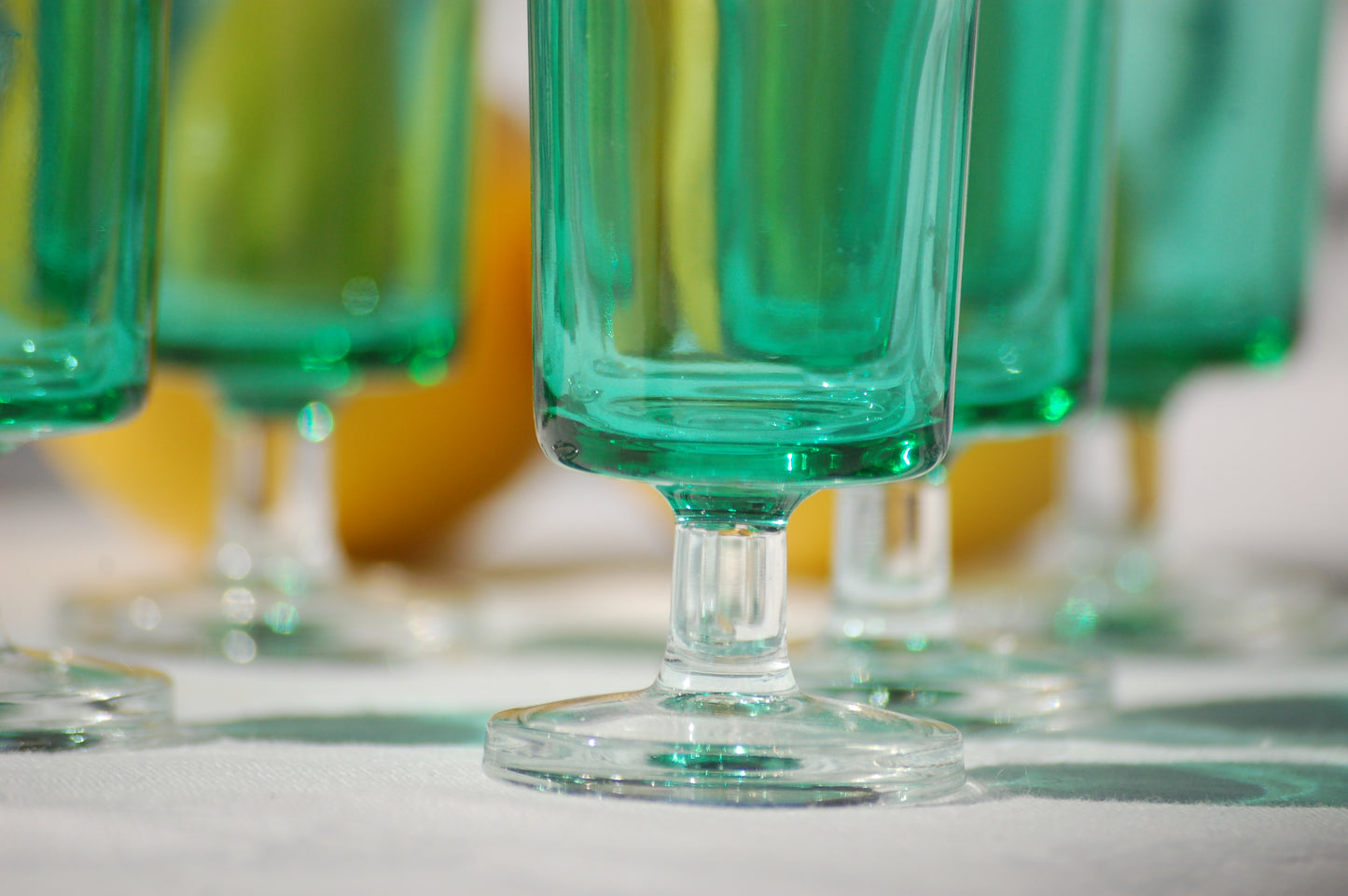 ©mediterraStyle Have your prosecco or champagne in seventies mood with these super cute and elegant glasses in a light emerald green. Set of six flutes from Luminarc, France. Beautiful effect if you combine the light green glasses with a darker green element or gold colored on the table. Like a caraf, vase or candleholder. Loved and sold by Mediterra Style